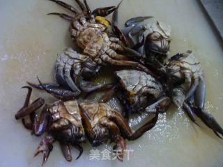 黄鱼烧六月黄的做法步骤：2
