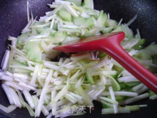 韭黄毛豆炒佛手瓜的做法步骤：9