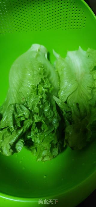 鲍鱼汁淋生菜的做法步骤：1