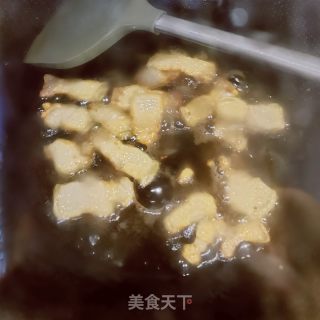 猪油渣炒莴笋的做法步骤：5