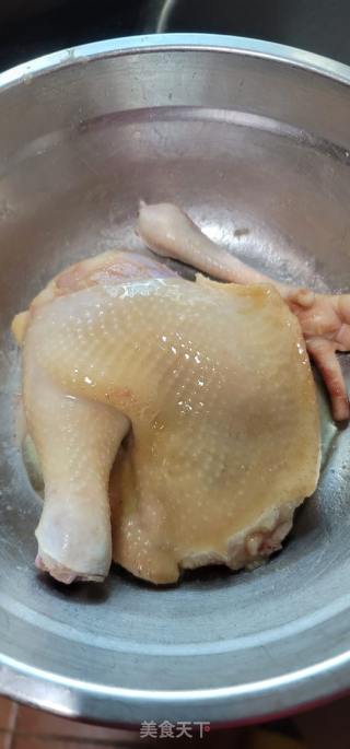 隔水蒸咸鸡的做法步骤：5