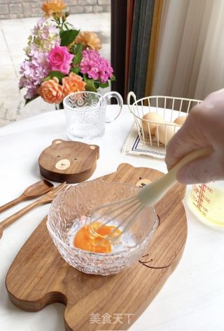 花朵厚蛋烧的做法步骤：2