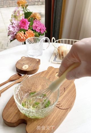 花朵厚蛋烧的做法步骤：3