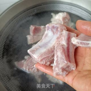 玉米炖排骨的做法步骤：3