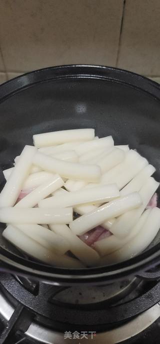 鲍鱼汁炒年糕的做法步骤：8