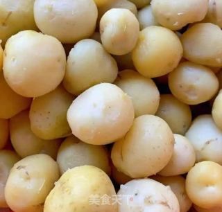土豆饼的做法步骤：1