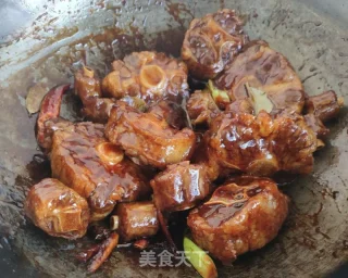 红焖牛尾的做法步骤：5