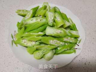 蚝油秋葵的做法步骤：4