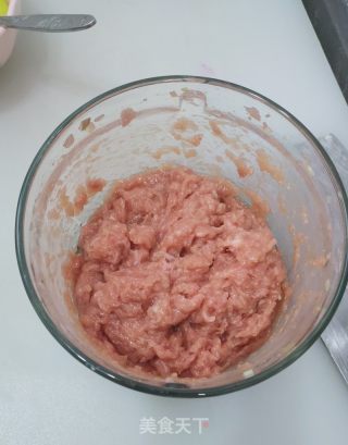 胡萝卜鲜肉馅馄饨的做法步骤：5