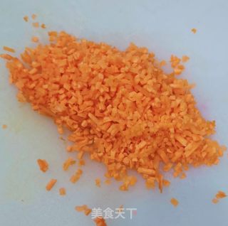 胡萝卜鲜肉馅馄饨的做法步骤：6