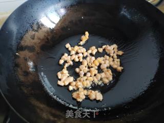鸡肉时蔬炒饭的做法步骤：5