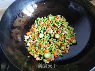 鸡肉时蔬炒饭的做法步骤：6