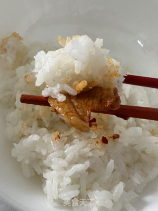 糍粑辣椒豆豉炒五花肉的做法步骤：7