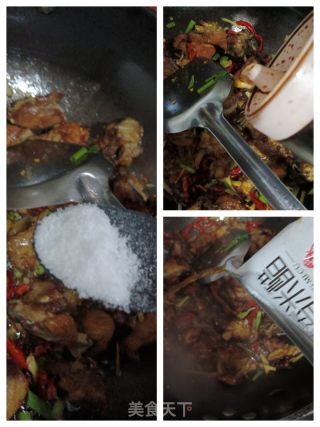 临沂炒鸡之干煸辣子鸡的做法步骤：4