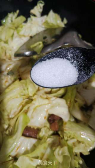 包菜这样炒，我能吃两碗饭的做法步骤：6