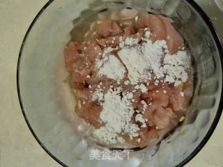 黄瓜肉片的做法步骤：3