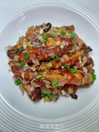 蒜香鸡翅的做法步骤：16