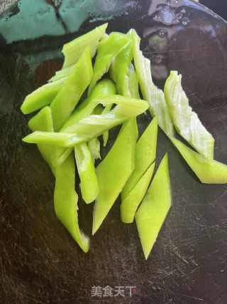 香干炒培根的做法步骤：2