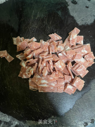 培根滑蛋的做法步骤：1
