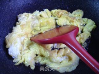 青椒五花肉炒鸡蛋的做法步骤：5
