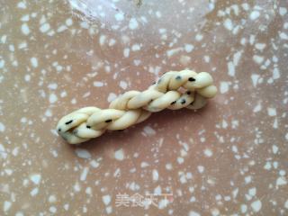 香酥小麻花的做法步骤：8