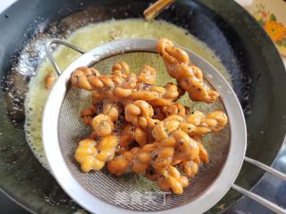 香酥小麻花的做法步骤：11
