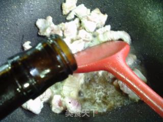 五花肉炒夜开花的做法步骤：5