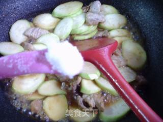 五花肉炒夜开花的做法步骤：10