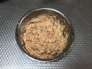 红烧狮子头的做法步骤：3