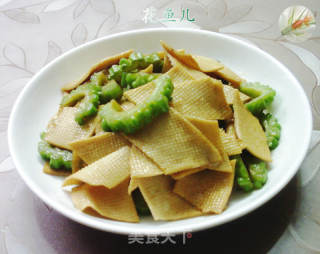苦瓜炒千张的做法