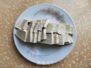 丝瓜豆腐烧油条的做法步骤：3
