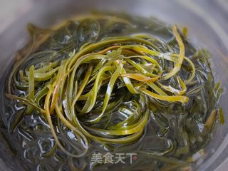 凉拌海带丝的做法步骤：2