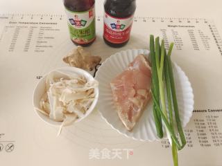 竹笋拌鸡丝的做法步骤：1
