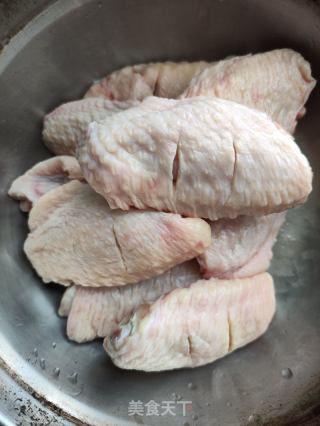 豆豉蒜蓉蒸鸡翼的做法步骤：1