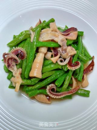鱿鱼炒豆角的做法步骤：10