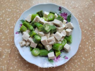 秋葵拌豆腐的做法步骤：5