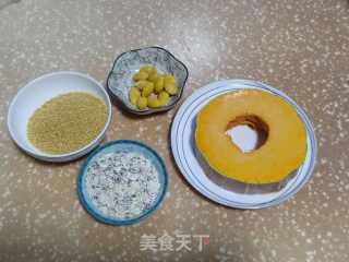 燕麦南瓜小米粥的做法步骤：1