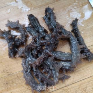 海参炒黑豆芽的做法步骤：4
