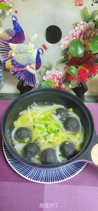 墨鱼丸白菜汤的做法步骤：11