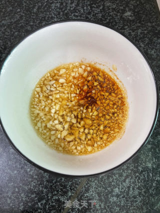 蒜香鸡爪的做法步骤：7