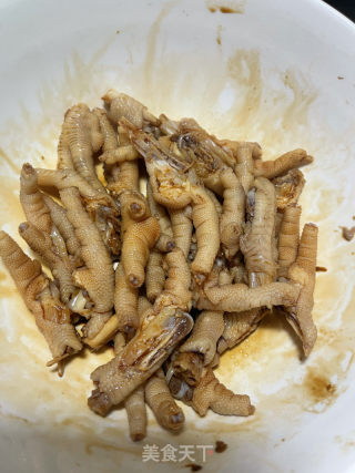 蒜香鸡爪的做法步骤：9