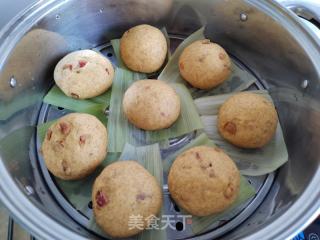 黑全麦南瓜红枣馒头的做法步骤：12