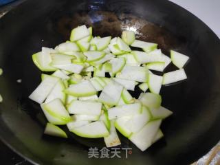 蒲瓜油条汤的做法步骤：3