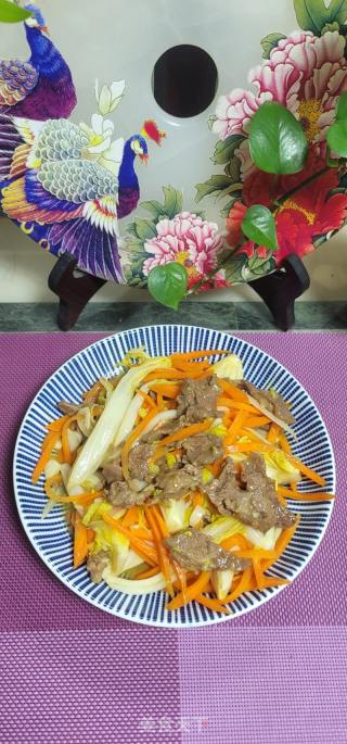 胡萝卜白菜炒牛肉的做法步骤：15
