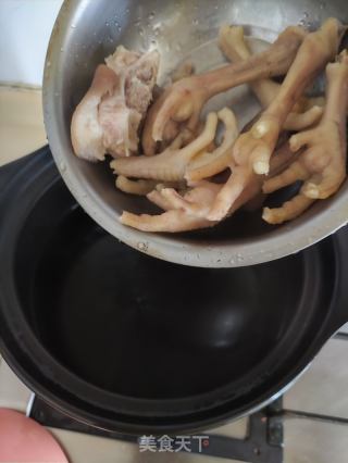 白瓜玉米胡萝卜爪爪汤的做法步骤：6