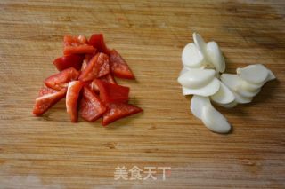 西芹炒虾仁腰果的做法步骤：4