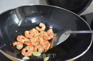 西芹炒虾仁腰果的做法步骤：8