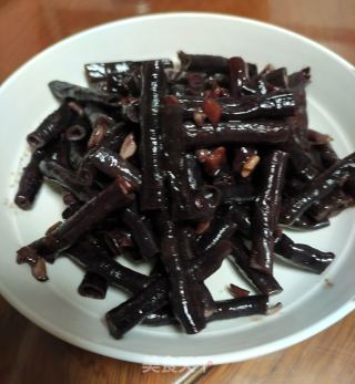 蒜香红豆角的做法步骤：7