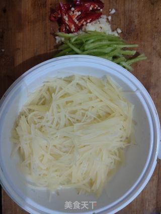 酸辣土豆丝的做法步骤：8
