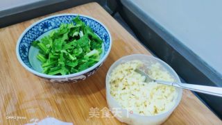 花蛤粉丝煲的做法步骤：2